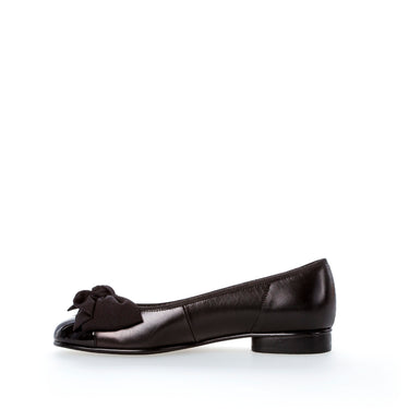 Ballerines noires en cuir/vernis