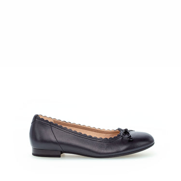 Ballerine marine en plain leather