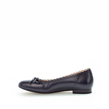 Ballerine marine en plain leather