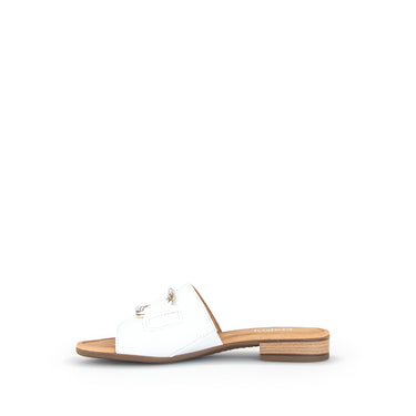 Mules blanches en cuir grainé