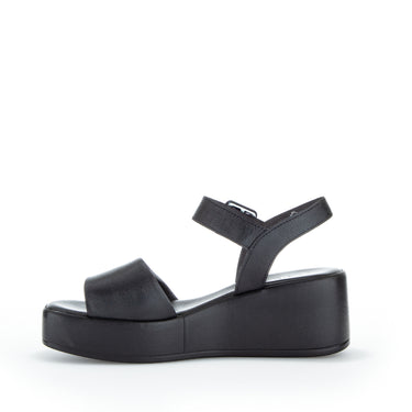 Sandales noires en cuir