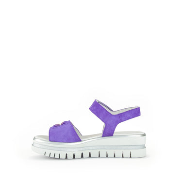Sandales violettes en combinaison velours