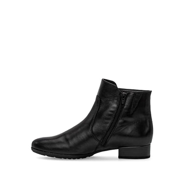 Bottines noires en cuir lisse