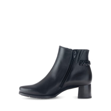 Bottines noires en cuir lisse