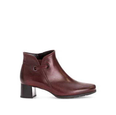 Bottines rouges en cuir lisse