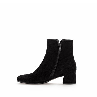 Bottines noires en velours