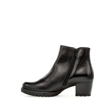 Bottines noirs en cuir lisse