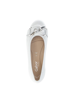 Ballerines blanches en cuir lisse