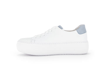 Sneakers blanches en cuir lisse