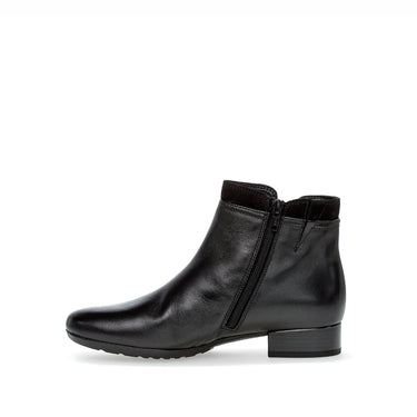 Bottines noires en cuir lisse et en velours