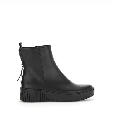 Bottines noires en cuir lisse