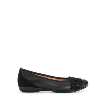 Ballerines noires en cuir lisse et en velours