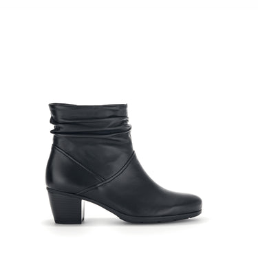 Bottines noires en cuir lisse