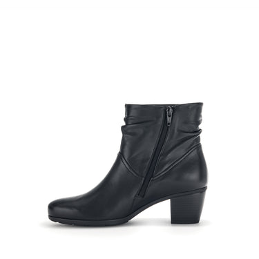 Bottines noires en cuir lisse